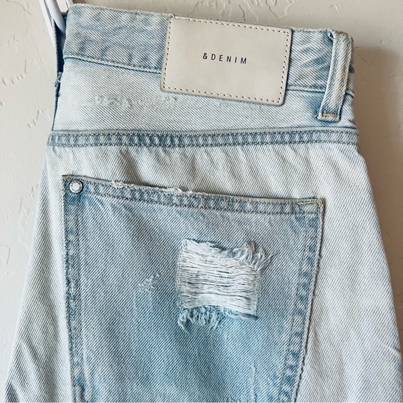 H&M & Denim Distressed Ripped Boyfriend Jeans Light Wash Size 26 - Picture 3 of 8